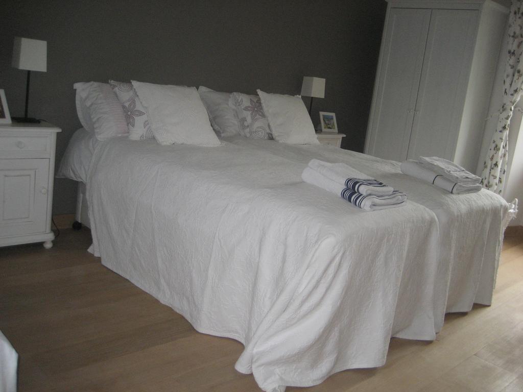 Kervaillant Bed & Breakfast Plouec-du-Trieux Room photo